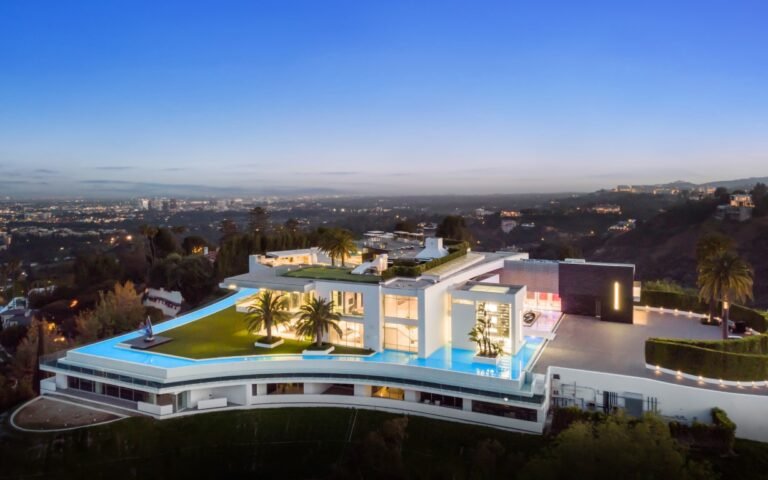 America’s Most Expensive Home For Sale – Twice As Big as the White House!