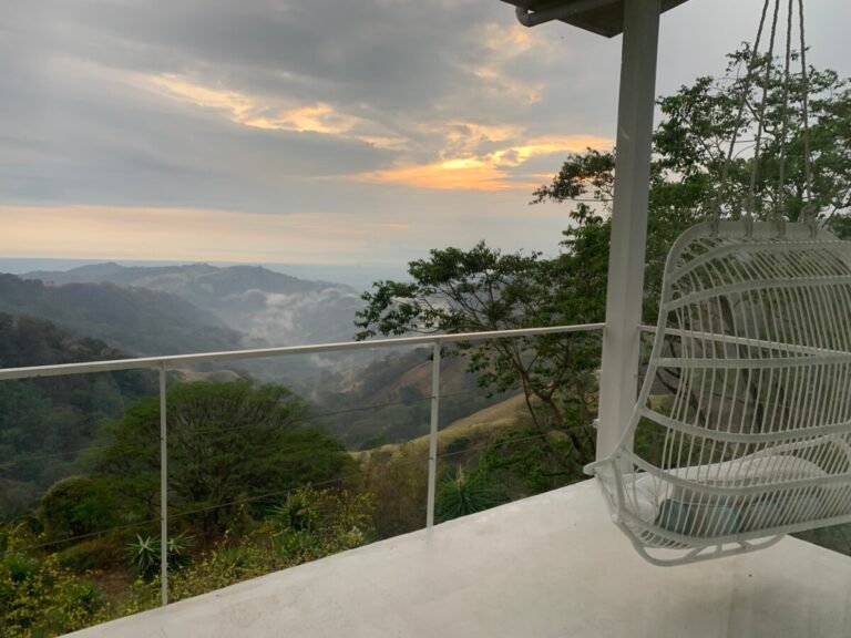 Exploring Sustainable Luxury: A Journey Through Costa Rica’s Best Eco-Friendly Hotels